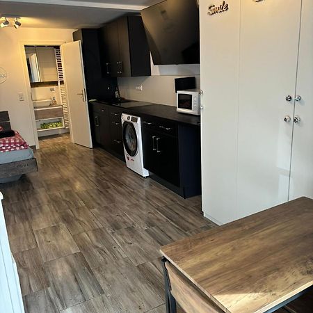 Ferienwohnung Beutelsbacherstr. 12 C شتوتغارت المظهر الخارجي الصورة